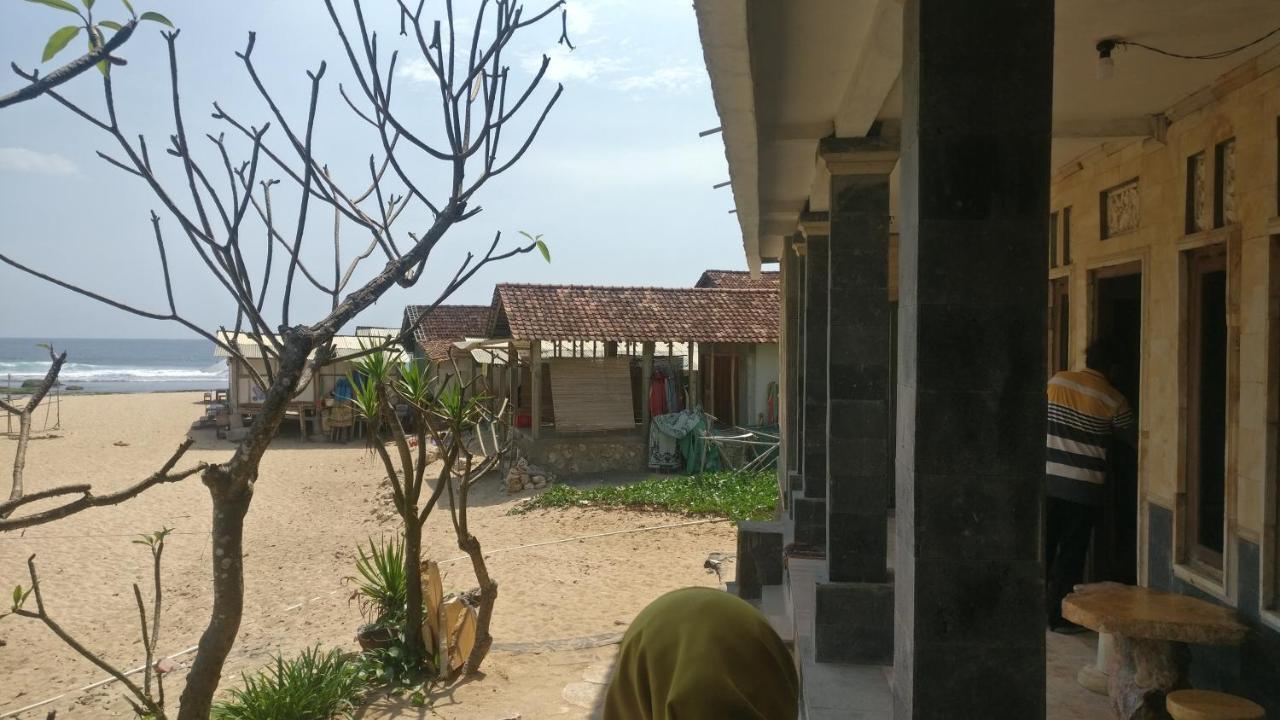 Hotel Kampoeng Drini Brono Ngoại thất bức ảnh